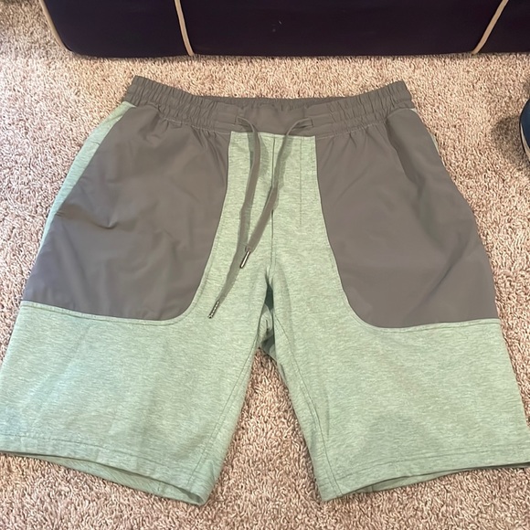 lululemon athletica Other - Lululemon Mens shorts. Size L. Green.